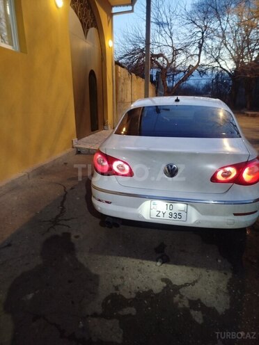 Volkswagen Passat CC-8
