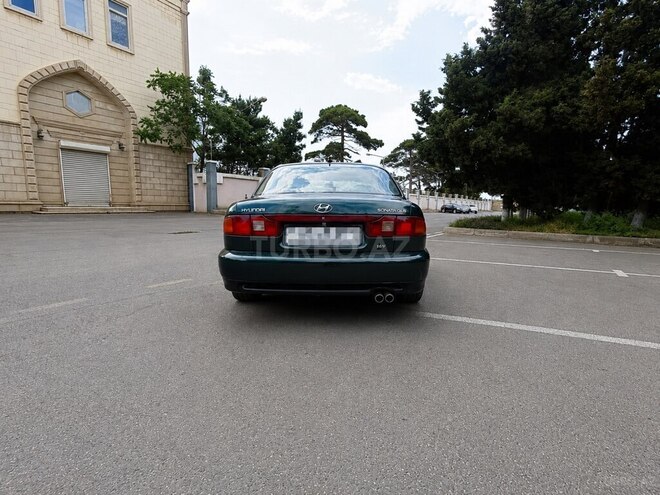 Hyundai Sonata-2
