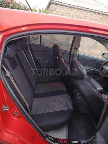 Kia Rio-7