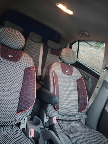 Kia Rio-9