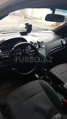 Chevrolet Aveo-4