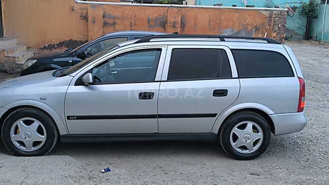 Opel Astra-2