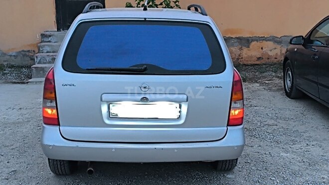 Opel Astra-4