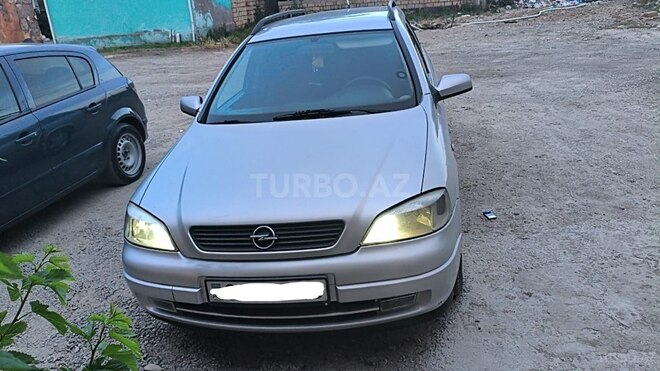 Opel Astra-1
