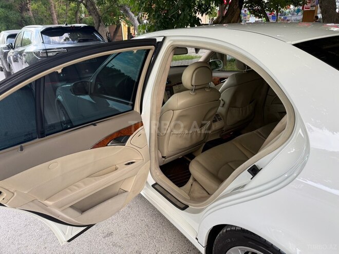 Mercedes E 240-7