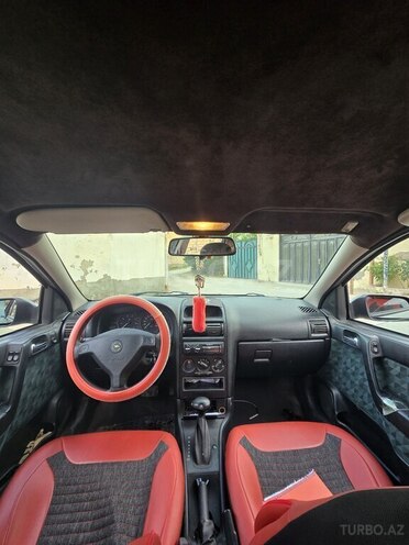 Opel Astra-8