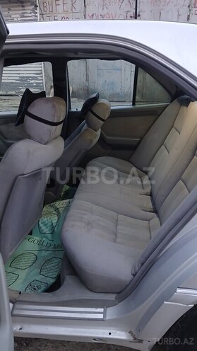 Mercedes C 250-6