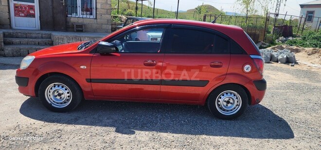 Kia Rio-3