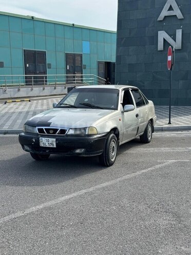Daewoo Nexia-1