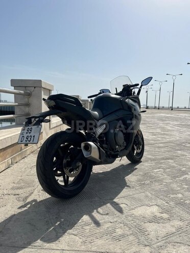 CFMOTO 650 GT-8