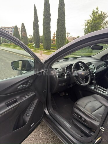 Chevrolet Equinox-8