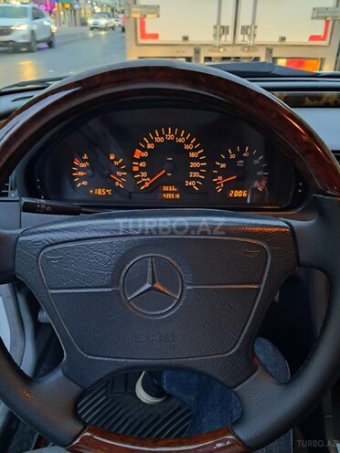 Mercedes C 200-13