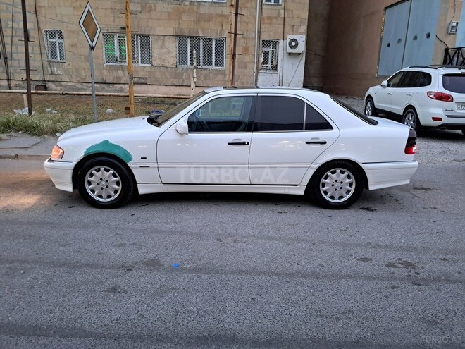 Mercedes C 200-10