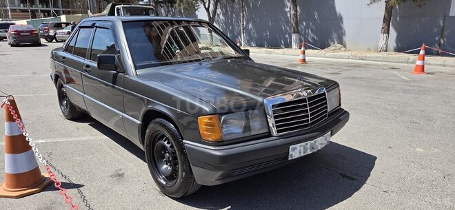 Mercedes 190-3