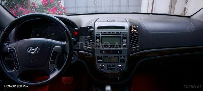 Hyundai Santa Fe-9