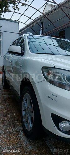 Hyundai Santa Fe-3