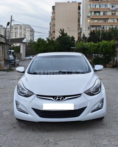 Hyundai Elantra-8