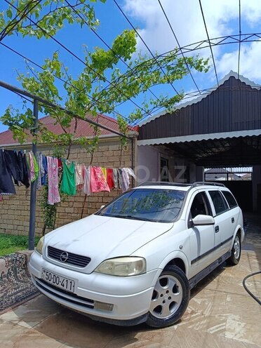 Opel Astra-2