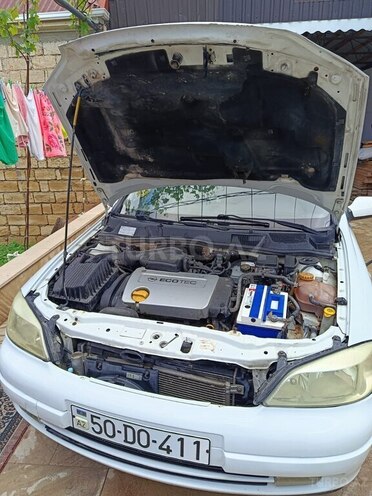 Opel Astra-7