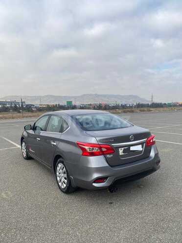 Nissan Sentra-9