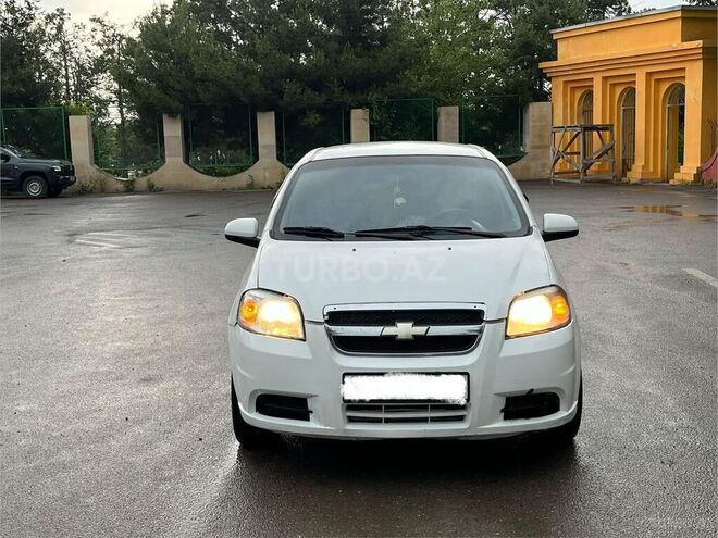 Chevrolet Aveo-2