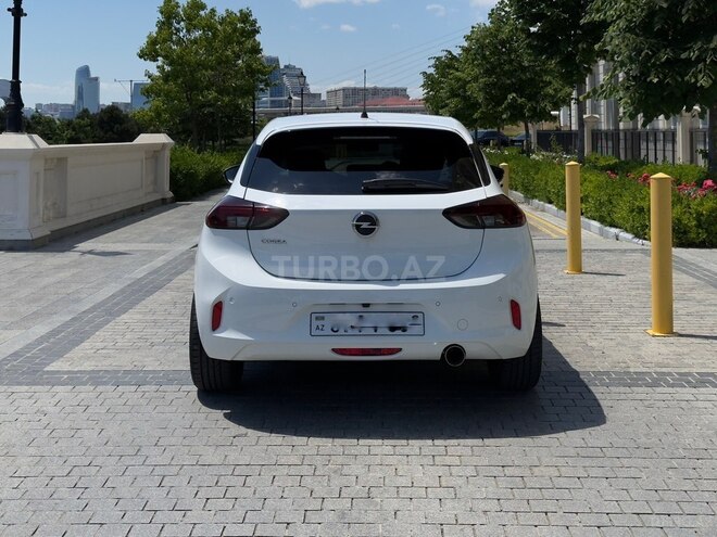 Opel Corsa-3