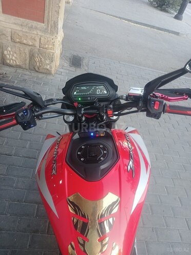 Bajaj Dominar 250-7