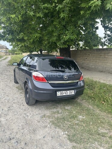 Opel Astra-2