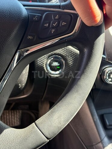 Chevrolet Cruze-16