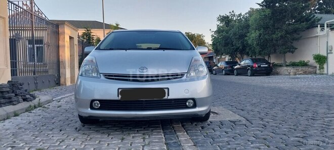 Toyota Prius-1
