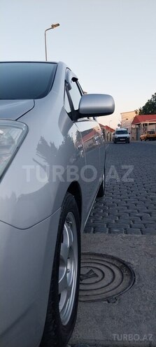 Toyota Prius-6