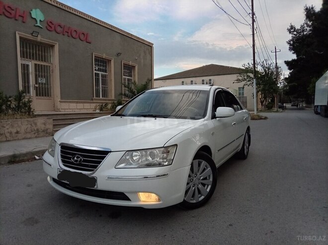 Hyundai Sonata-2