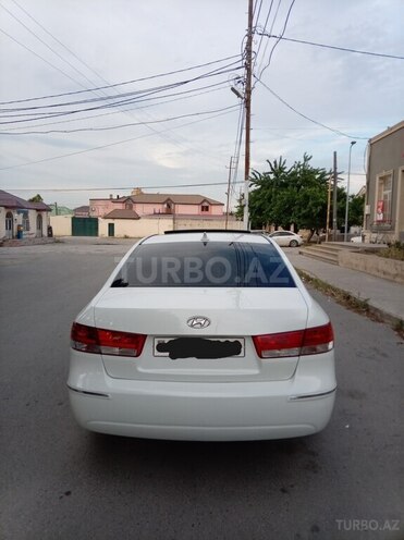 Hyundai Sonata-6