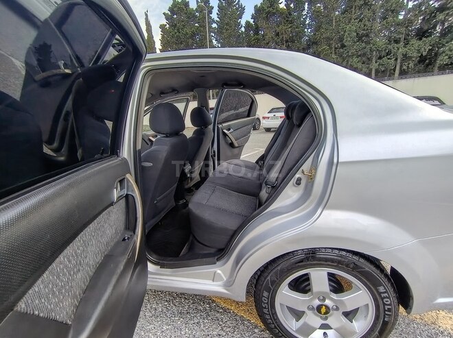Chevrolet Aveo-18