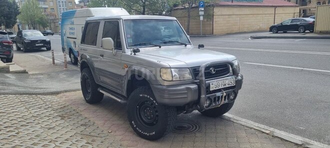 Hyundai Galloper-2