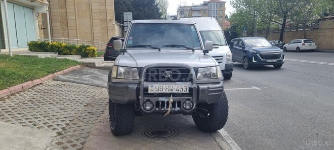 Hyundai Galloper-1