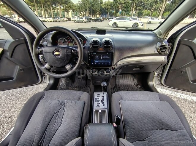Chevrolet Aveo-20