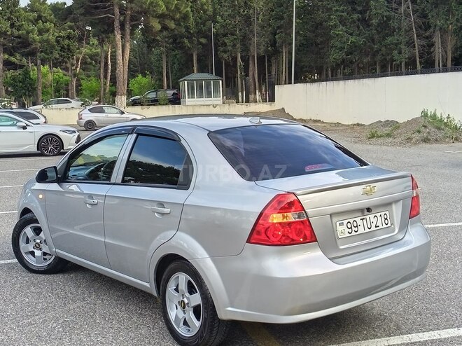 Chevrolet Aveo-15