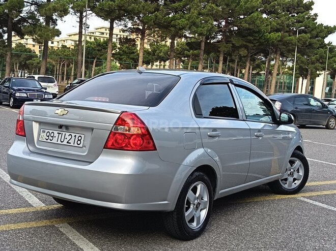 Chevrolet Aveo-9