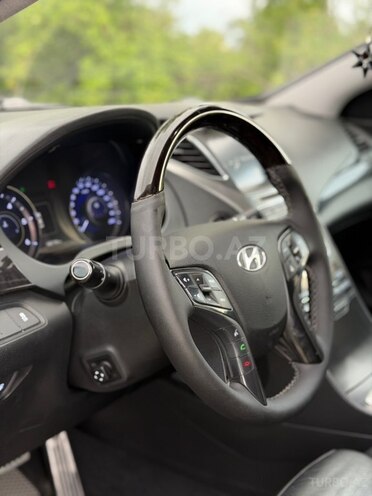 Hyundai Grandeur-9