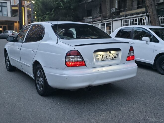 Daewoo Leganza-6
