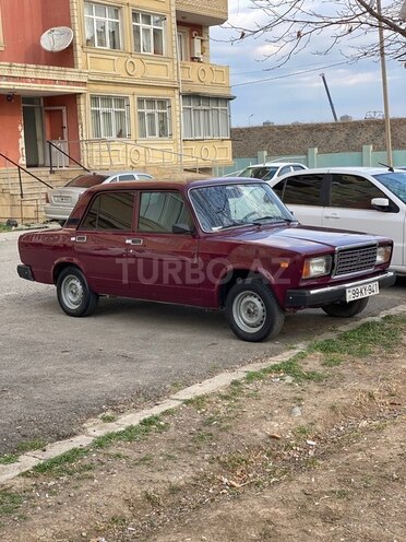 LADA (VAZ) 2107-1
