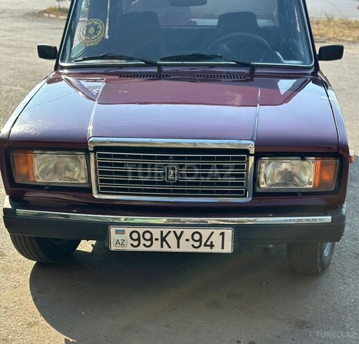 LADA (VAZ) 2107-2
