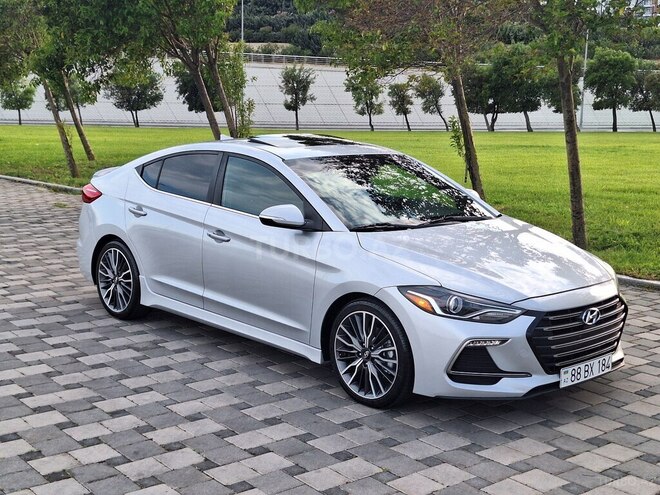 Hyundai Elantra-4