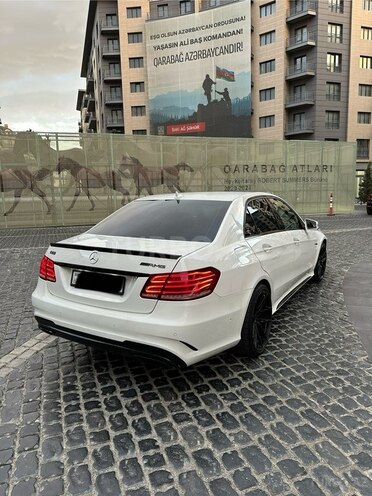 Mercedes E 200-4