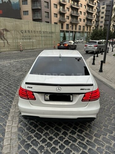 Mercedes E 200-5