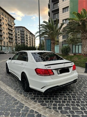 Mercedes E 200-6