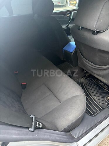 Mercedes E 270-3