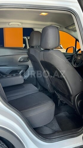 Chevrolet Trax-17