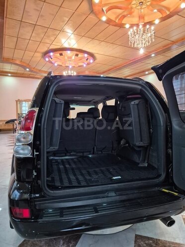 Toyota Land Cruiser Prado-11